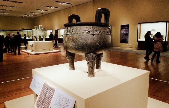 Da Yu cauldron (ding), one of the 'Top 10 masterpieces inside the National Museum of China' by China.org.cn.