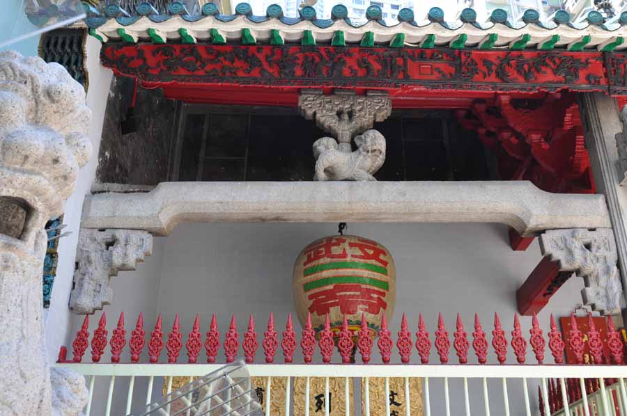 Built in the 1840s, Man Mo Temple is the one of the oldest and most important temple on Hong Kong Island. It is located at the intersection of Hollywood Road and Ladder Street. The words Man Mo mean 'civil' and 'military'. The temple is dedicated to two deities: Man, the god of literature, and Mo, the god of war. [China.org.cn]