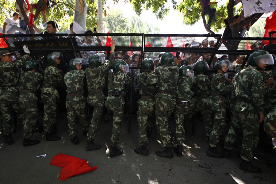 Protest on Japan's 'purchase' of Islands continues