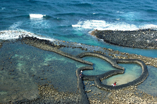 Penghu Islands,one of the 'Top 10 attractions in Taiwan, China' by China.org.cn.