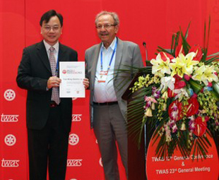 Prize winner envisions China's science future