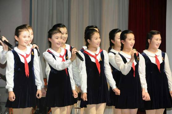 Students practices in Pyongyan's Kum Song School on Sept. 19, 2012. [Du Baiyu/Xinhua]