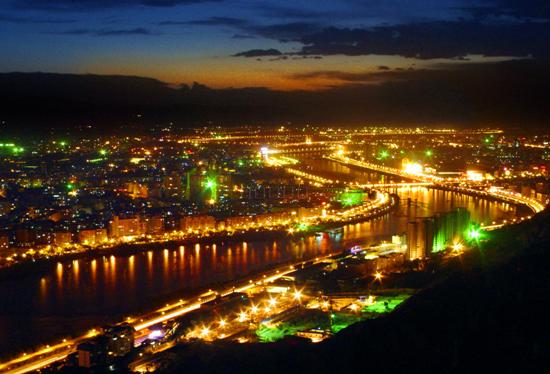 100 li Yellow River Scenic Area in Lanzhou, one of the 'Top 10 attractions in Gansu, China' by China.org.cn