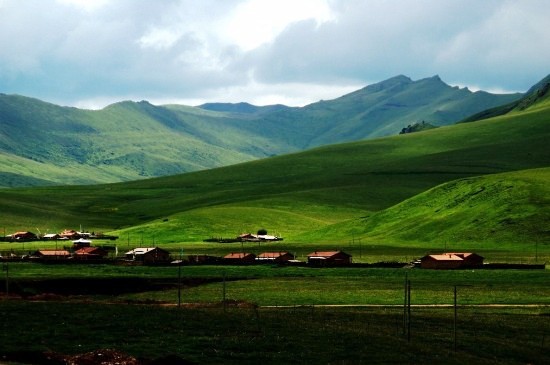 Gannan Grasslands, one of the 'Top 10 attractions in Gansu, China' by China.org.cn