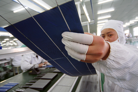 A photovoltaic panel production line in Jiangsu province. [Photo/China Daily] 