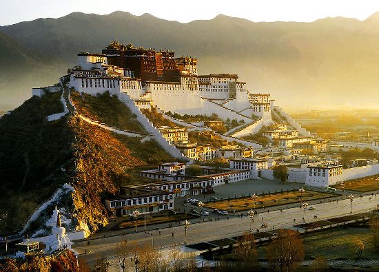 Potala Palace, one of the 'Top 10 most expensive attractions in China' by China.org.cn