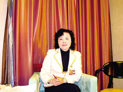Top 10 self-made Chinese businesswomen - Zhou Yaxian