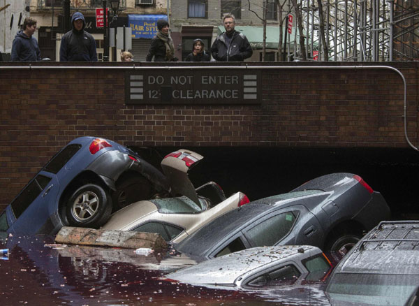 Superstorm Sandy kills 48, millions without power