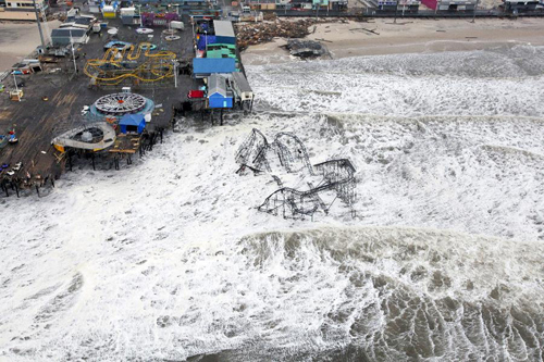 In this photo released by U.S. Department of Defense (DOD), aerial views during an Army search and rescue mission show damage from Hurricane Sandy to the New Jersey coast, Oct. 30, 2012. [Xinhua photo]