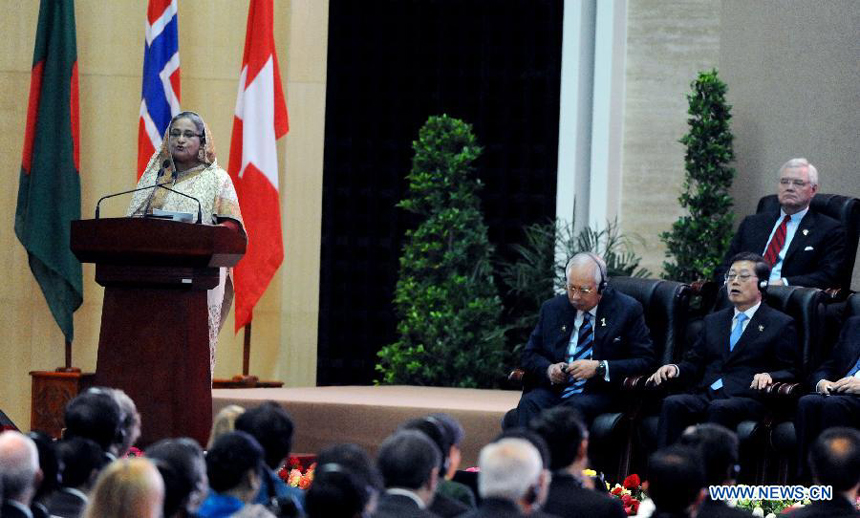Sheikh Hasina (L, Back), Prime Minister of Bangladesh, a newly approved member of Asia-Europe Meeting (ASEM), speaks at the opening ceremony of the Ninth Asia-Europe Meeting (ASEM) Summit in Laos, Vientiane, Nov. 5, 2012. Leaders from Asian and European opened the Ninth Asia-Europe Meeting (ASEM) Summit in Lao capital of Vientiane on Monday with economic and financial issues featuring high on the agenda.