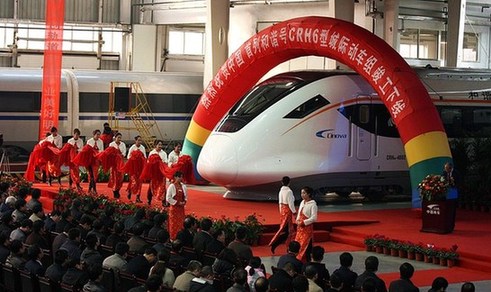 CRH6 intercity train tested in Qingdao