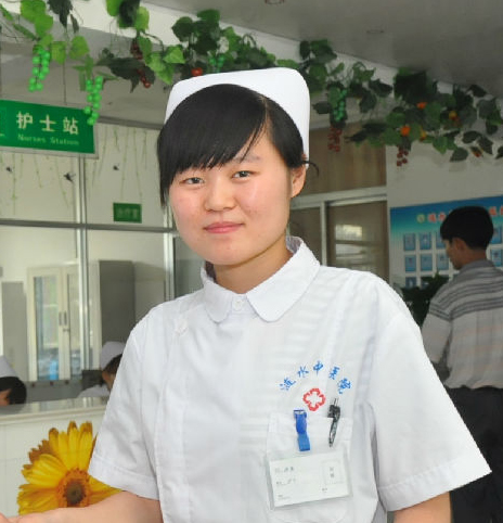 Wan Yongping is a trainee nurse from the Lianshui County Hospital of Traditional Chinese Medicine in Jiangsu Province. 