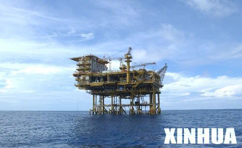 2 CNOOC Oil Fields Start Production In S. China Sea - China.org.cn