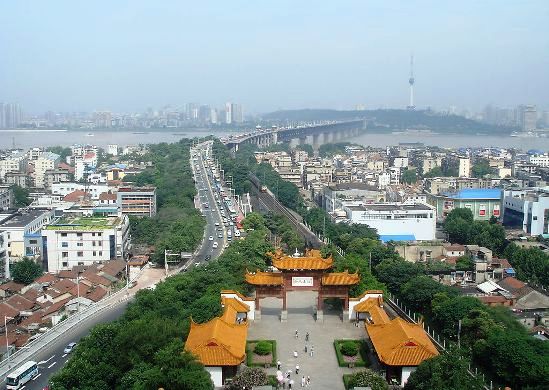 Wuhan, one of the 'Top 10 best tourist destinations of China in 2012' by China.org.cn