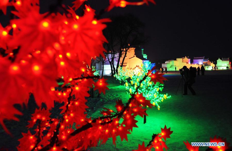 CHINA-HARBIN-SNOW SCULPTURE ART EXPO(CN)