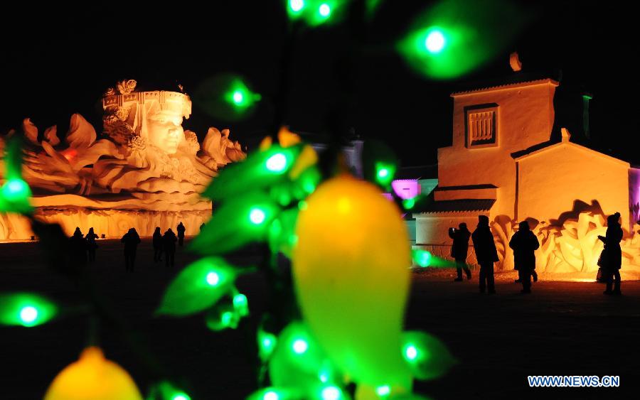 CHINA-HARBIN-SNOW SCULPTURE ART EXPO(CN)