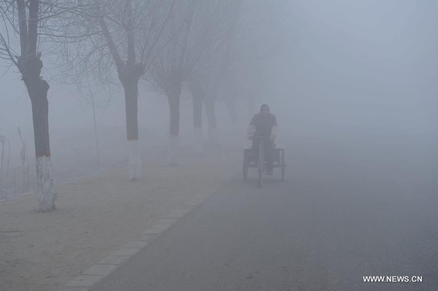 CHINA-HEBEI-FOG(CN)