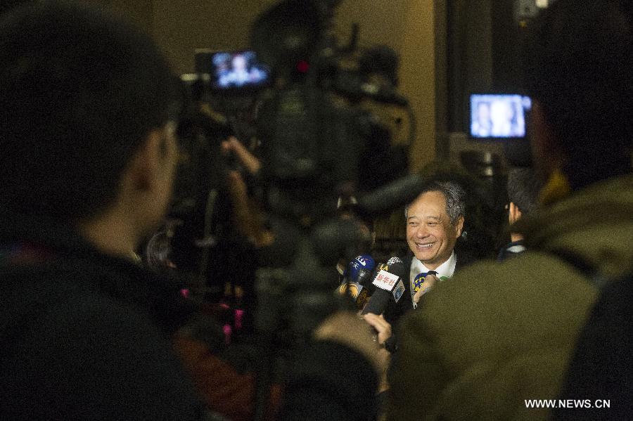 Director Ang Lee receives interviews in Los Angeles, the United States, on Jan. 13, 2013. Composer Michael Danna won for best original score of the 70th Golden Globe Awards for composing the melody of Ang Lee's 3-D fantasy film 'Life of Pi'. [Xinhua]