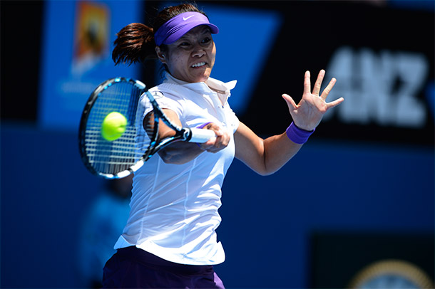 The former French Open champion Li Na was put through her paces before clinching a straight-sets victory in 82 minutes.