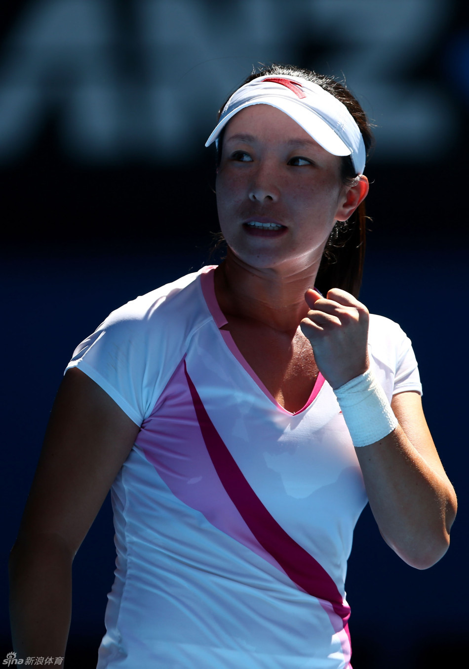 Zheng Jie of China reacts during the second round women's singles of 2013 Australian Open against Sam Stosur of Australia on Jan.16, 2013.