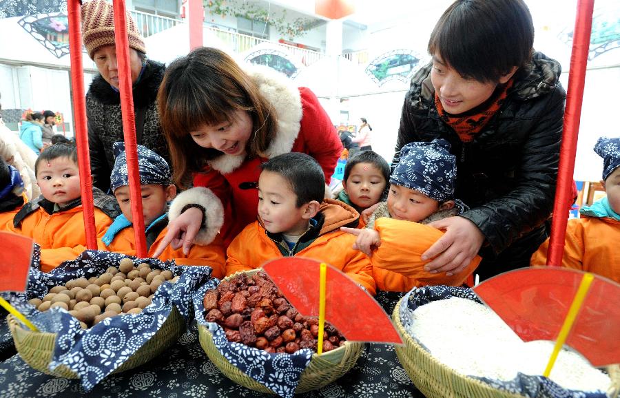 #CHINA-LABA PORRIDGE-CHILDREN (CN)