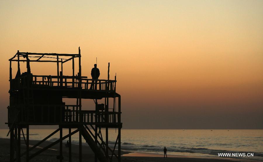 MIDEAST-GAZA-SUNSET