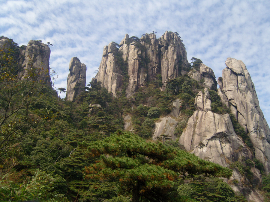 Located to the northeast of Shangrao City, Jiangxi Province, Mt. Sanqingshan was inscribed on UNESCO's World Heritage List. The granite landforms are the most valued component of Sanqingshan landscape.