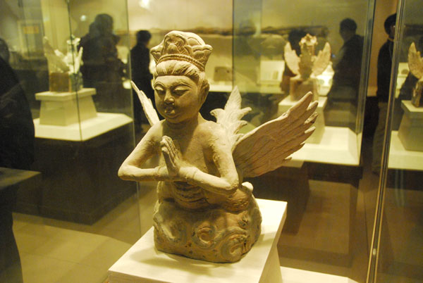 The 670 artifacts on display at the Western Xia Museum trace the ethnic group's anthropological evolution through its power spike. Zhang Bo / For China Daily