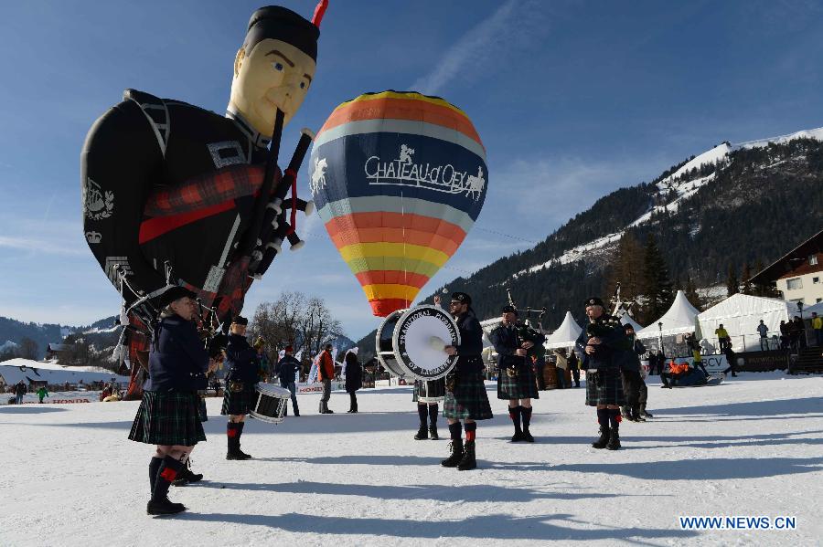 SWITZERLAND-CHATEAU-D'OEX-INTERNATIONAL BALLOON FESTIVAL