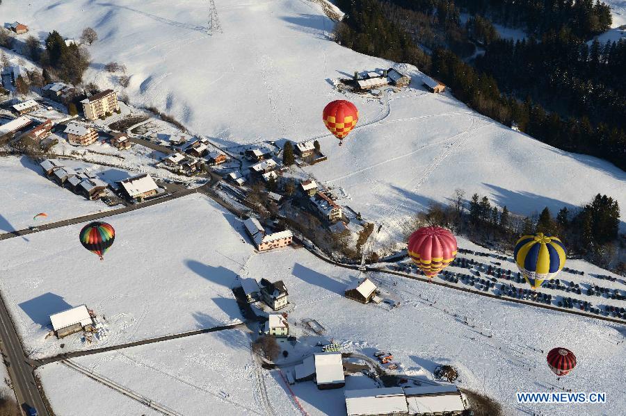 Int'l Balloon Festival kicked off in Switzerland