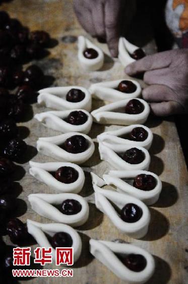 Jujube cakes made in Shandong to greet Spring Festival