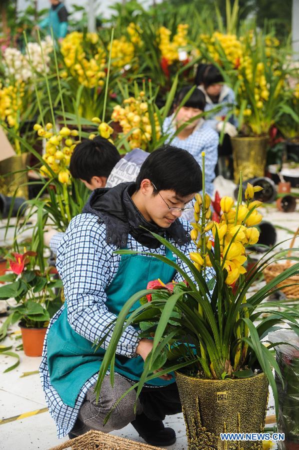 CHINA-ZHEJIANG-HANGZHOU-LUNAR NEW YEAR-FLOWERS (CN)