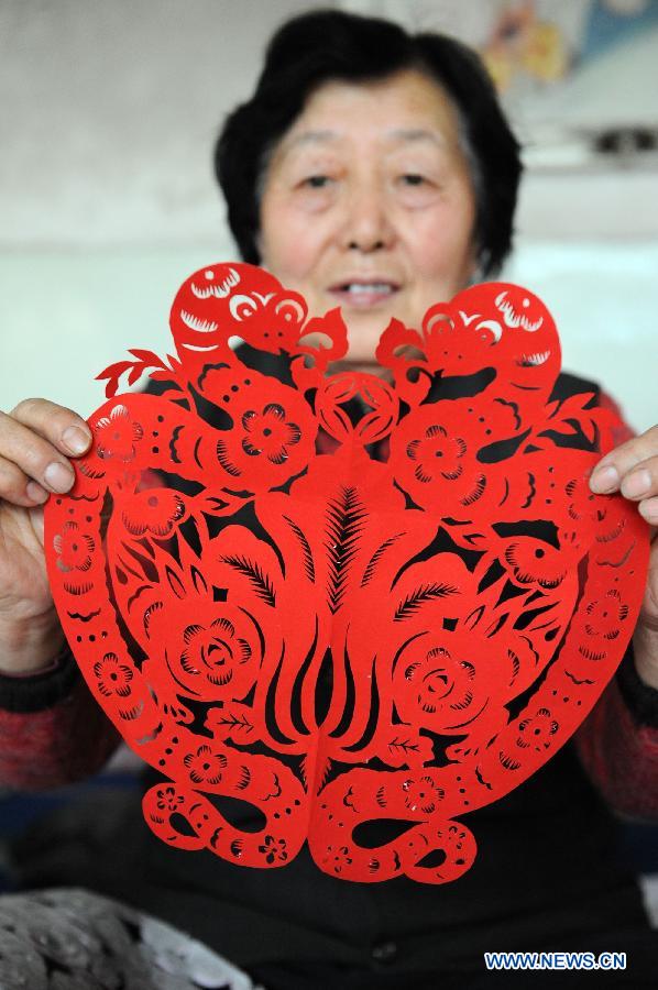 CHINA-SHAANXI-SHENMU-PAPER CUTTINGS (CN)