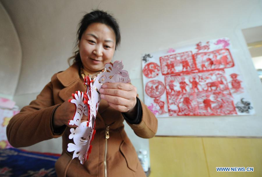 CHINA-SHAANXI-SHENMU-PAPER CUTTINGS (CN)