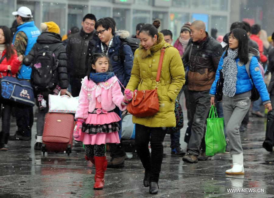 Many children travel with their families during the 40-day Spring Festival travel rush which started on Jan. 26. 