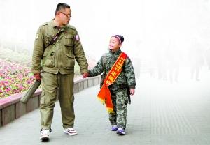 9-year-old girl on 31-city trek with father.