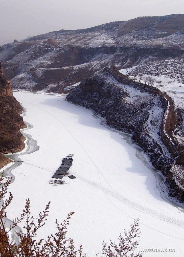 CHINA-INNER MONGOLIA-YELLOW RIVER-SNOW (CN)