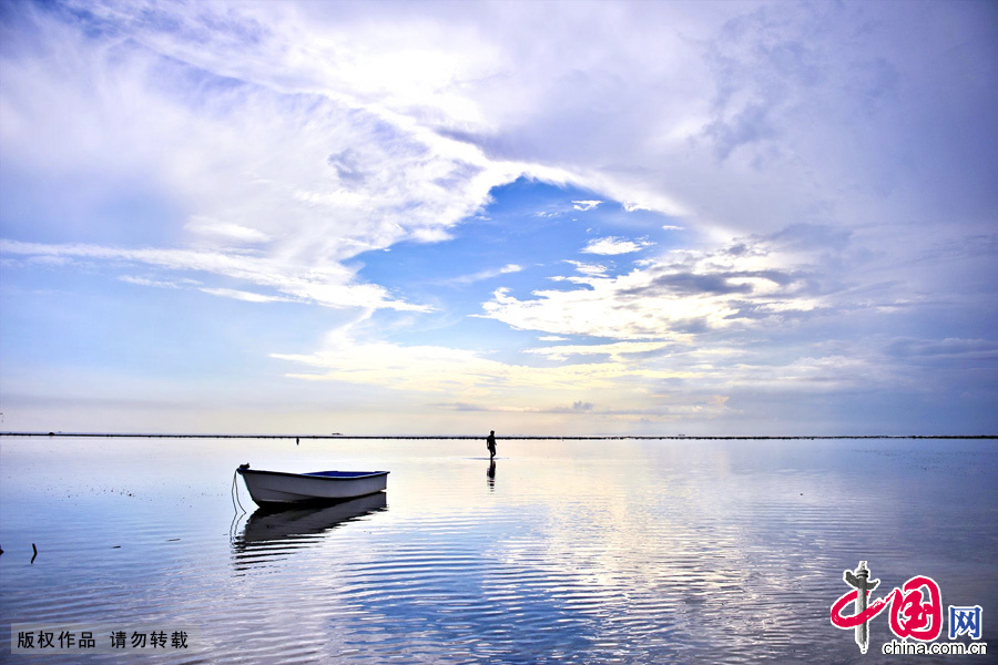 Bali, well known as 'the Goddess Island' , is a resort island of Indonesia. With a population of over 3 million, it is the country's largest tourist destination.