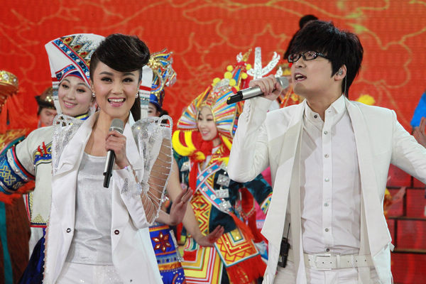 Singers rehearse for the 2013 CCTV Spring Festival Gala. The event has become an integral part of New Year celebrations. [Photo/China Daily]