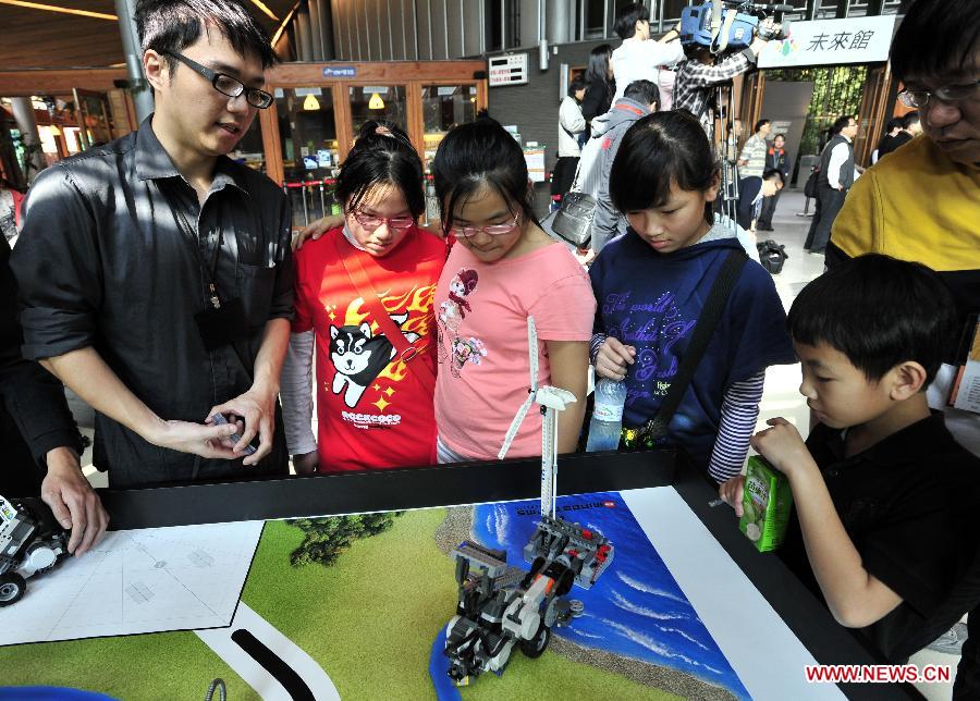 Robot pavilion opens to public at Taipei Expo Park