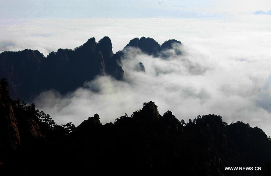 #CHINA-ANHUI-HUANGSHAN MOUNTAIN-CLOUD (CN)