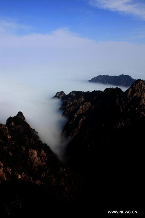 #CHINA-ANHUI-HUANGSHAN MOUNTAIN-CLOUD (CN)