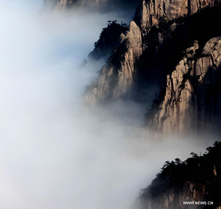 #CHINA-ANHUI-HUANGSHAN MOUNTAIN-CLOUD (CN)