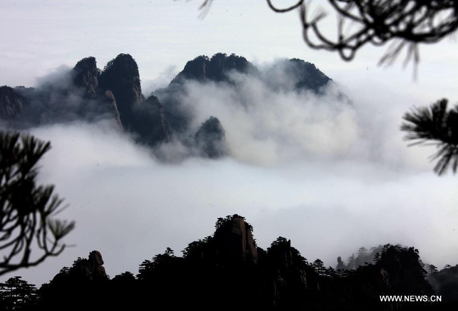 #CHINA-ANHUI-HUANGSHAN MOUNTAIN-CLOUD (CN)