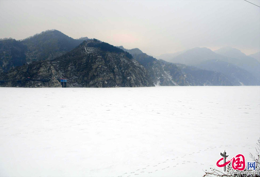 Clinging to the eastern edge of Beijing municipality rests Pinggu district, a quiet area away from the hustle and bustle of Beijing and Tianjin. It's well-known for being an agricultural sweet spot, providing sumptuous peaches and other fruit to China and beyond.[