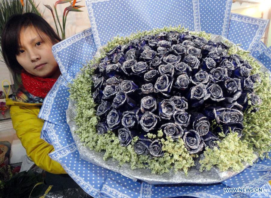 Flowers prepared for sales peak during upcoming Valentine's Day 