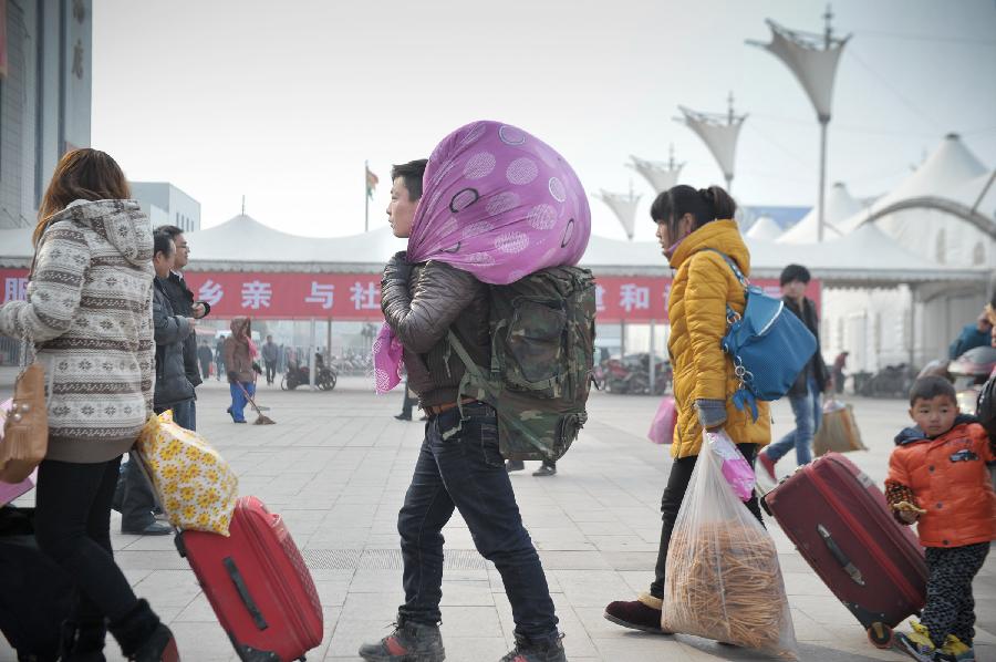 CHINA-RETURNING TRAVELLERS (CN)