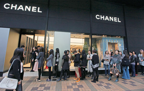 Luxury goods storming Chinese cities