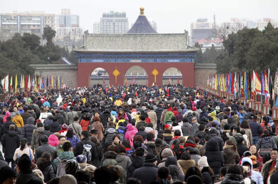 #CHINA-SPRING FESTIVAL-TOURISM REVENUE-UP(CN)