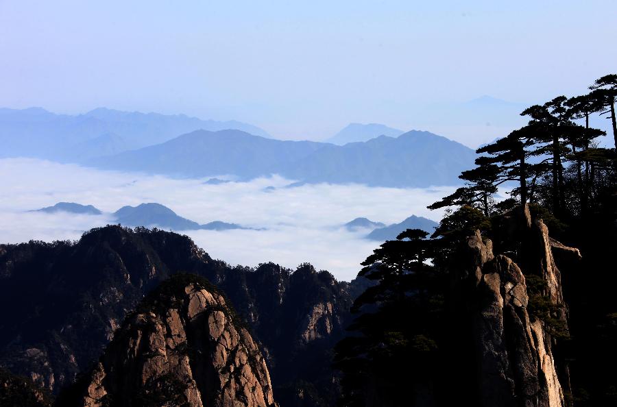 #CHINA-ANHUI-HUANGSHAN MOUNTAIN-CLOUD (CN) 